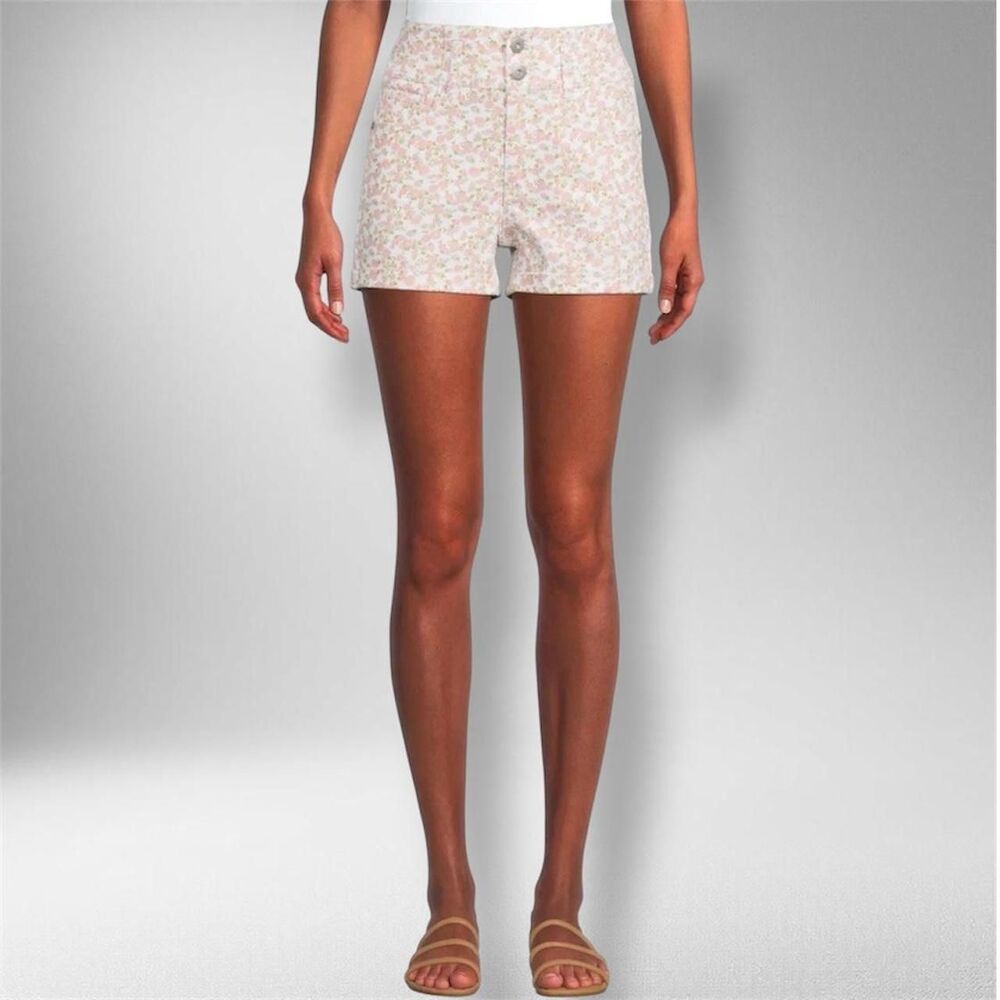 NWT No Boundaries Floral High-Waisted Denim Shorts – Size 3